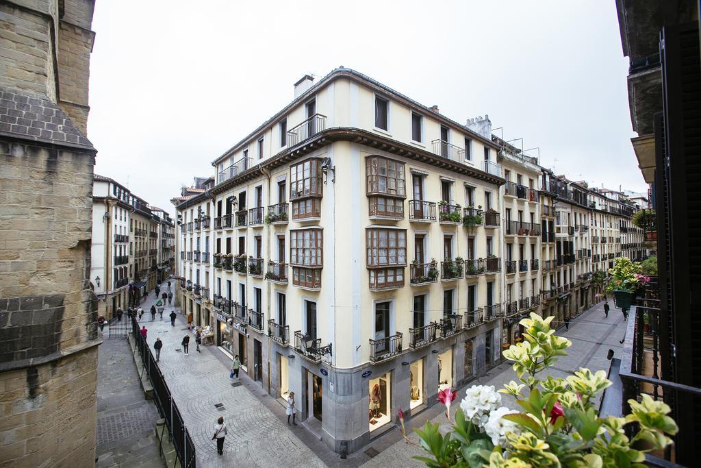 Pension Ibai San Sebastián Exteriör bild